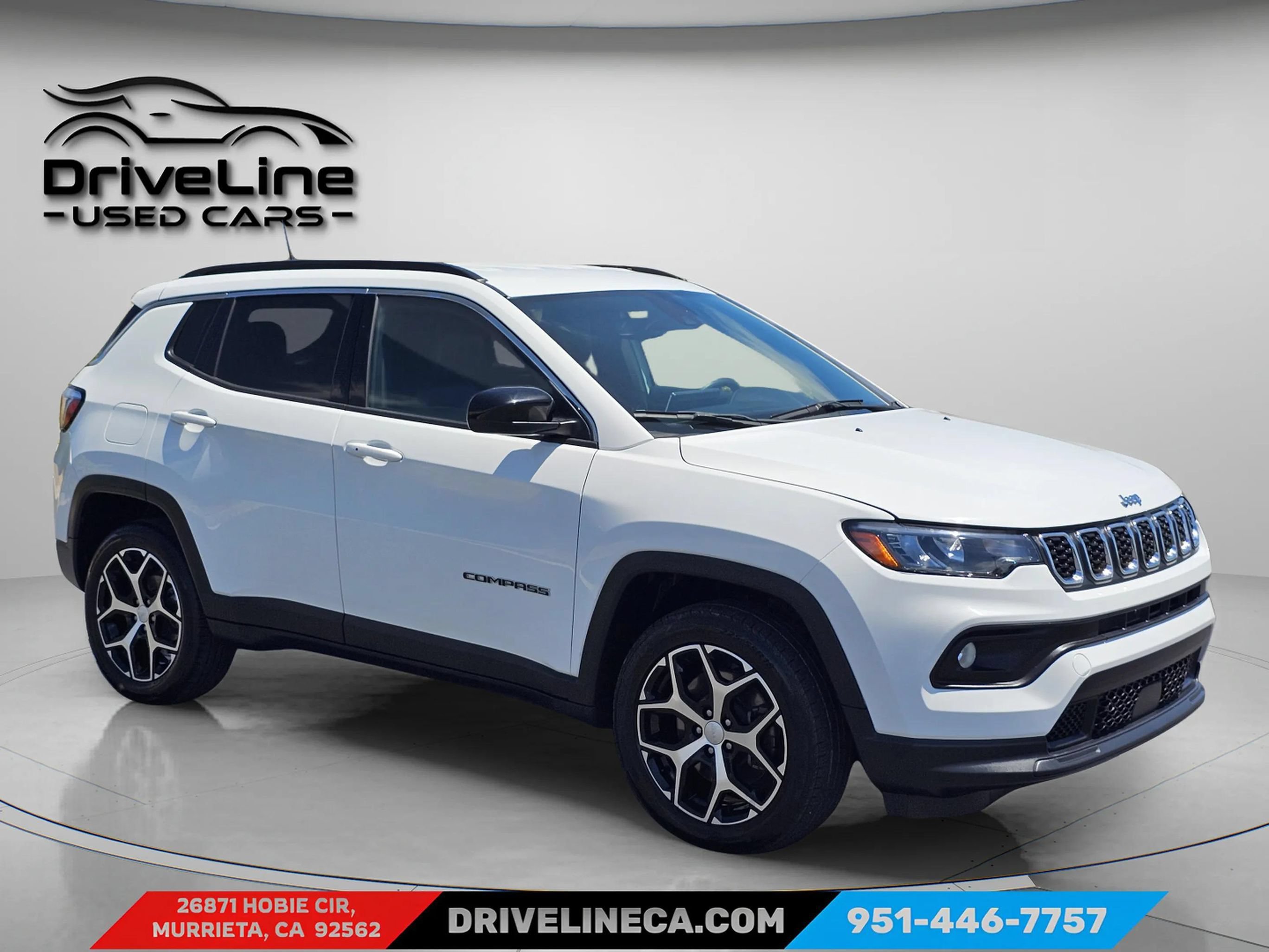 Used 2024 Jeep Compass Latitude AWD/4WD image 11