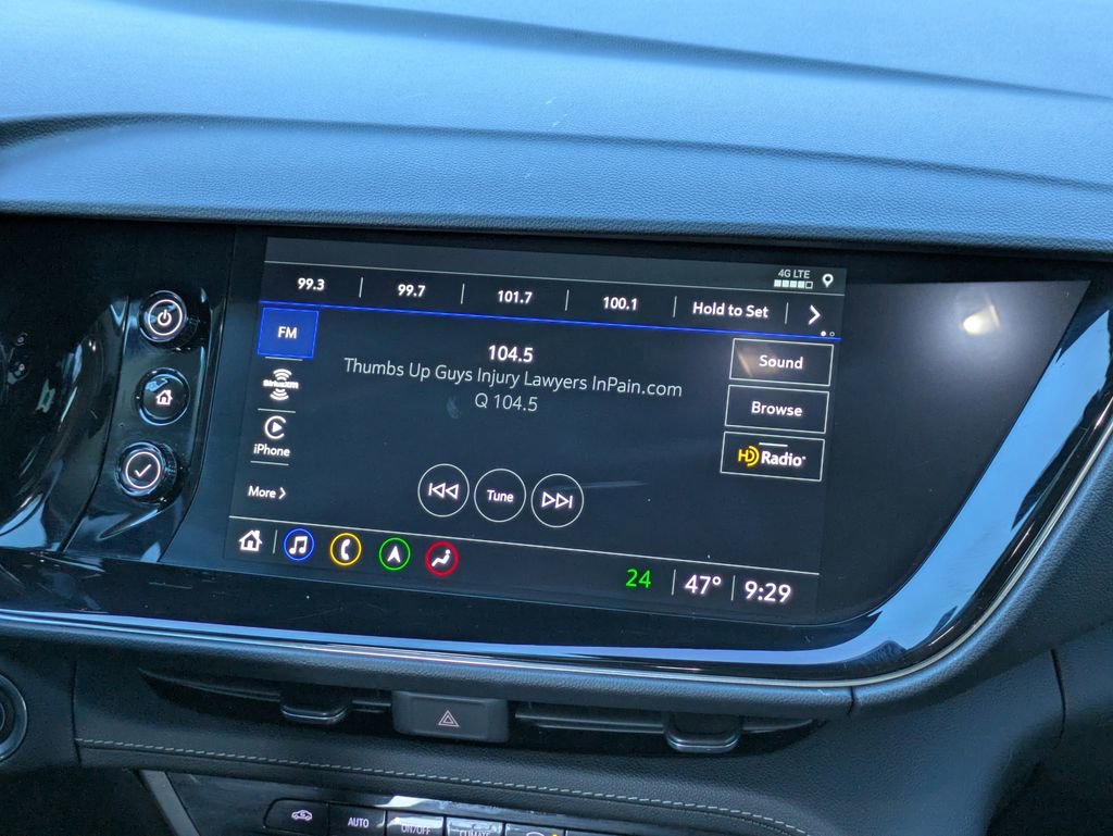 Used 2023 Buick Envision Avenir image 17