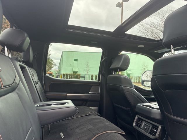 Used 2024 Ford F250 Platinum image 22