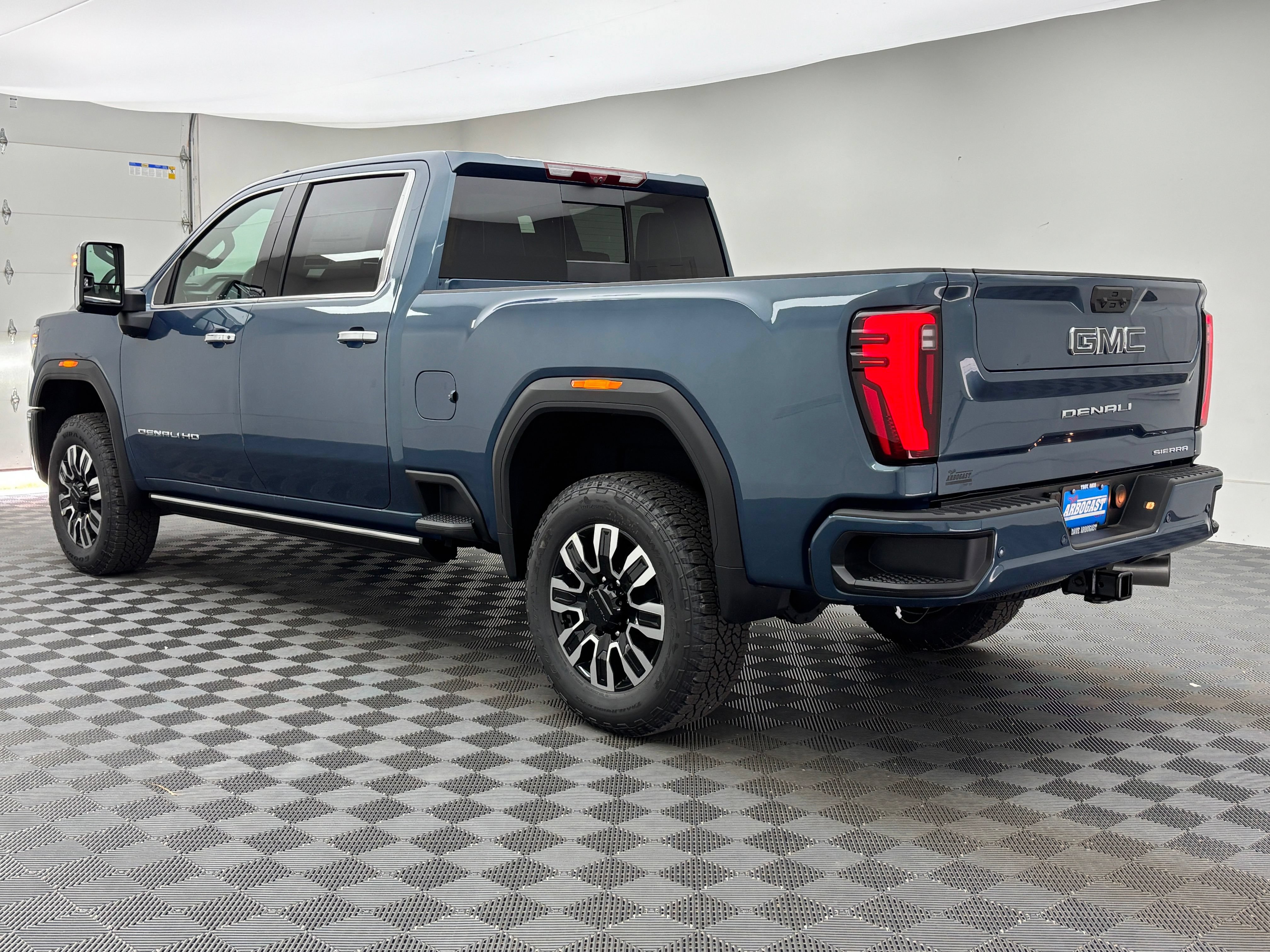 New 2026 GMC Sierra 2500 Denali Ultimate AWD/4WD image 15