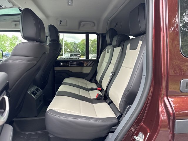 New 2025 INEOS Grenadier Fieldmaster Edition image 30