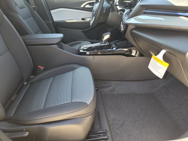 New 2026 Chevrolet Trax LT w/ Driver Confidence Package FWD image 10
