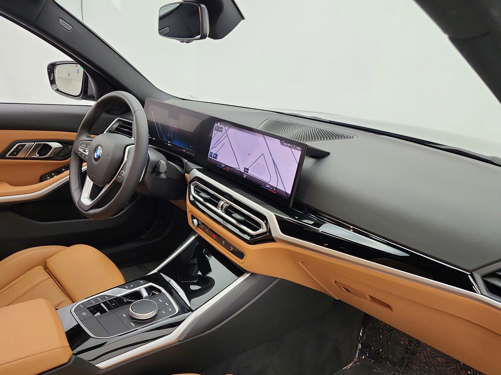 Used 2023 BMW 330i Sedan w/ Driving Assistance Package image 26