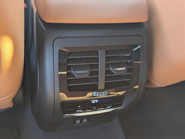 Used 2024 BMW X3 sDrive30i w/ Premium Package w/ZPA image 12