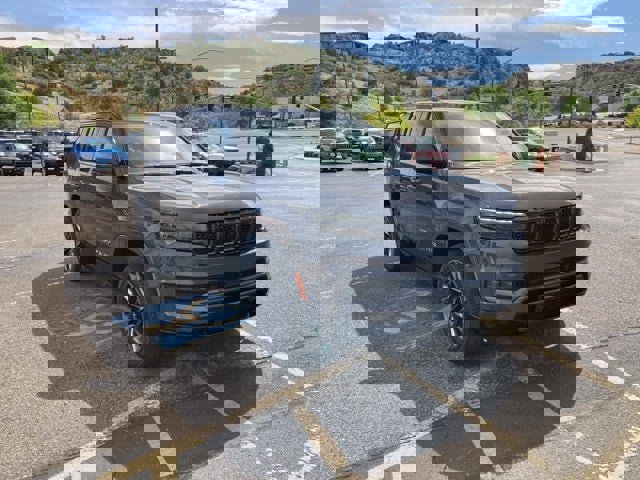 New 2025 Jeep Grand Wagoneer Series II Obsidian w/ Quick Order Packagew 28T image 4