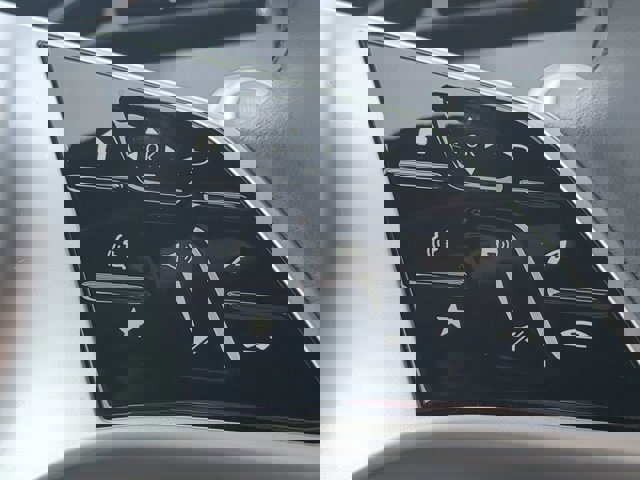 Used 2025 Mercedes-Benz C 300 C 300 image 24