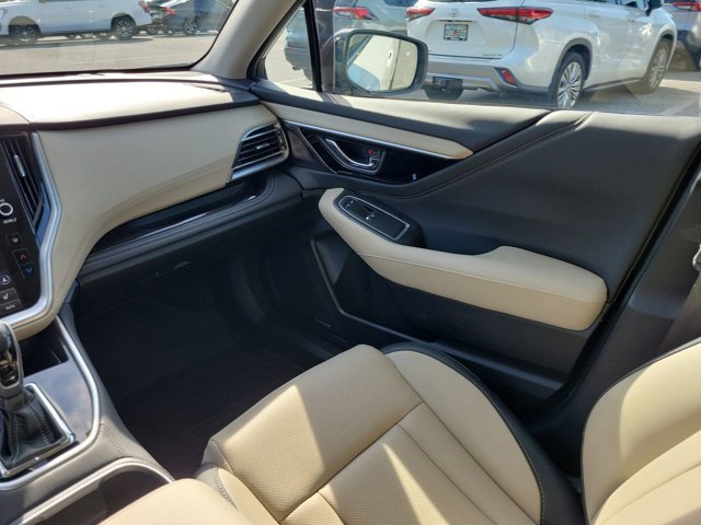 Used 2025 Subaru Outback Limited w/ Popular Package #2 image 3