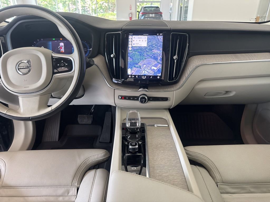 Used 2022 Volvo XC60 T8 Inscription w/ Advanced Package image 20