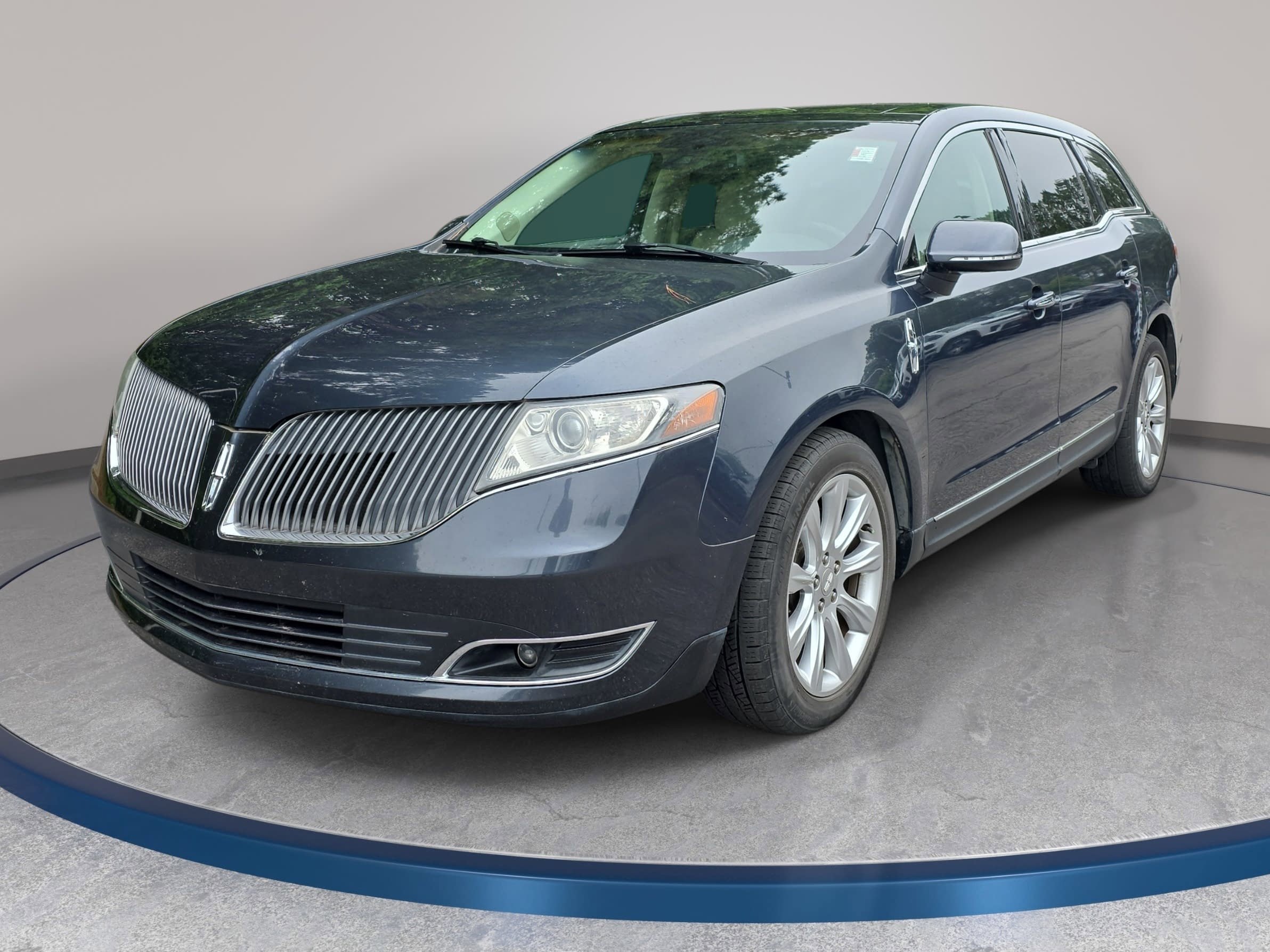 Used 2013 Lincoln MKT AWD video 1