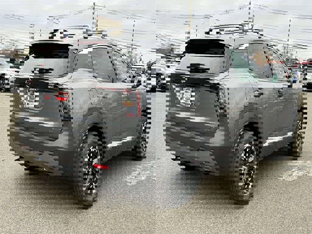 New 2026 Nissan Kicks SV w/ Charging Package image 5