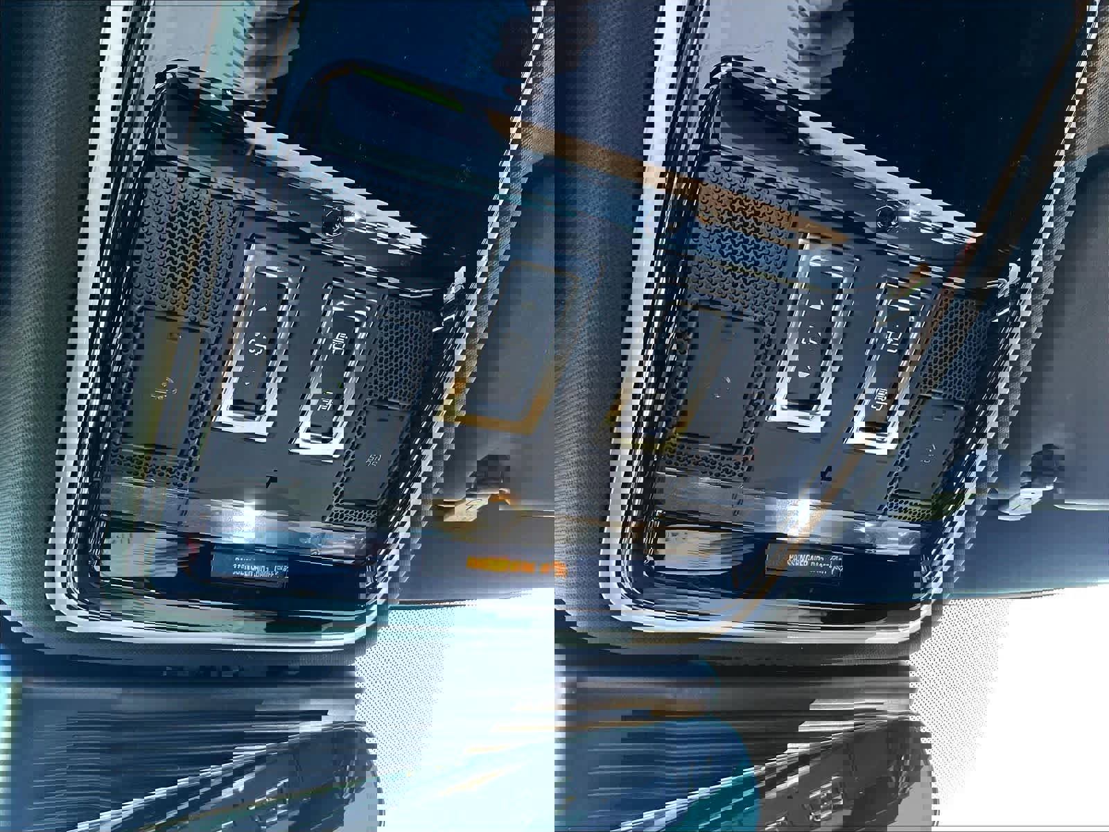 Used 2026 Land Rover Range Rover Velar S image 35