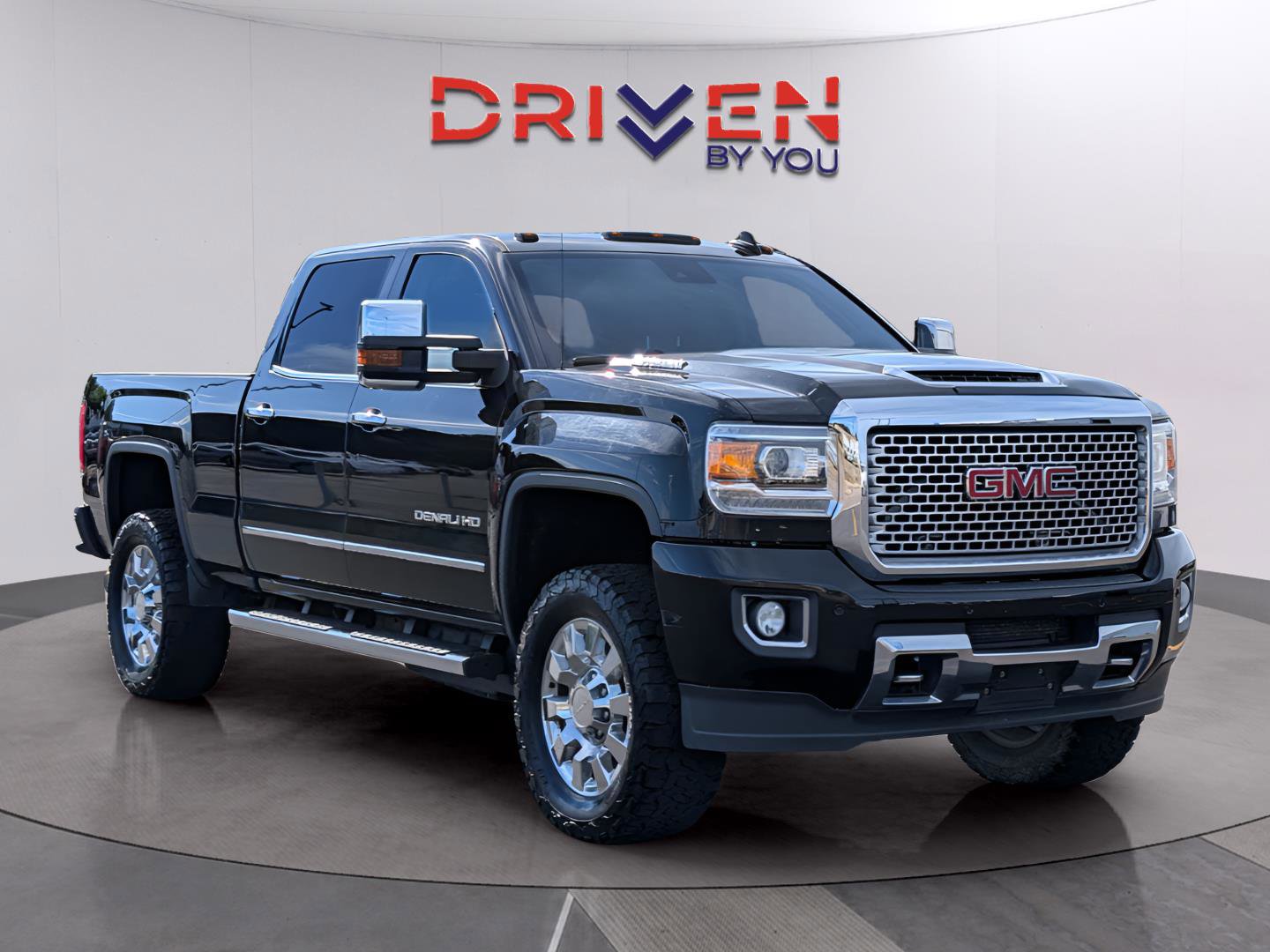 Used 2017 GMC Sierra 2500 Denali w/ Duramax Plus Package image 8