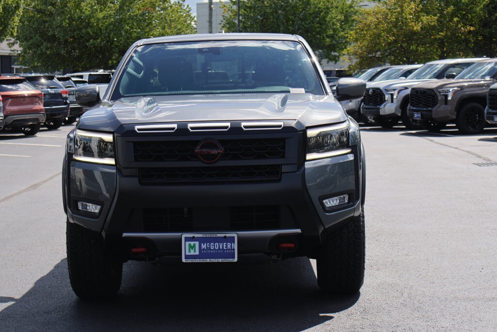 Used 2026 Nissan Frontier PRO-4X AWD/4WD image 12
