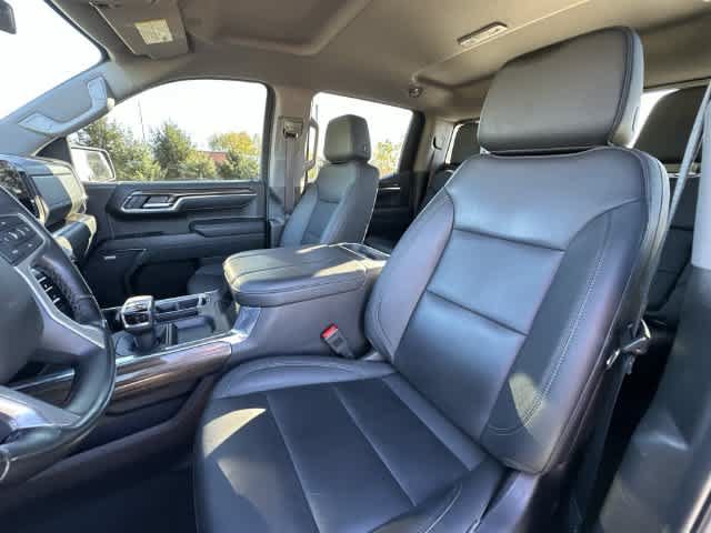 Used 2024 Chevrolet Silverado 1500 LT Trail Boss w/ Convenience Package II AWD/4WD image 15