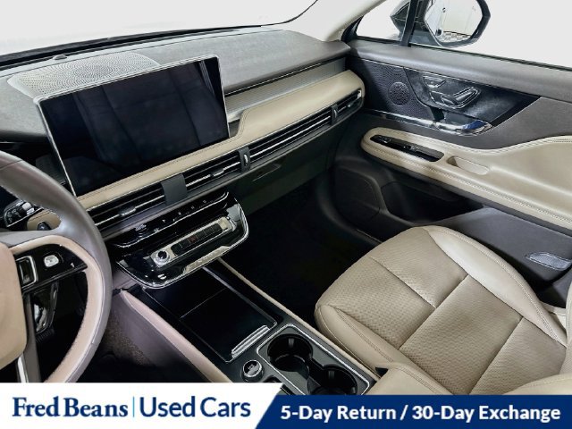 Certified 2023 Lincoln Corsair AWD w/ Equipment Group 101A image 31