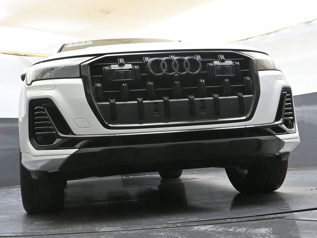 Used 2025 Audi Q7 3.0T Premium Plus w/ Premium Plus Package image 41