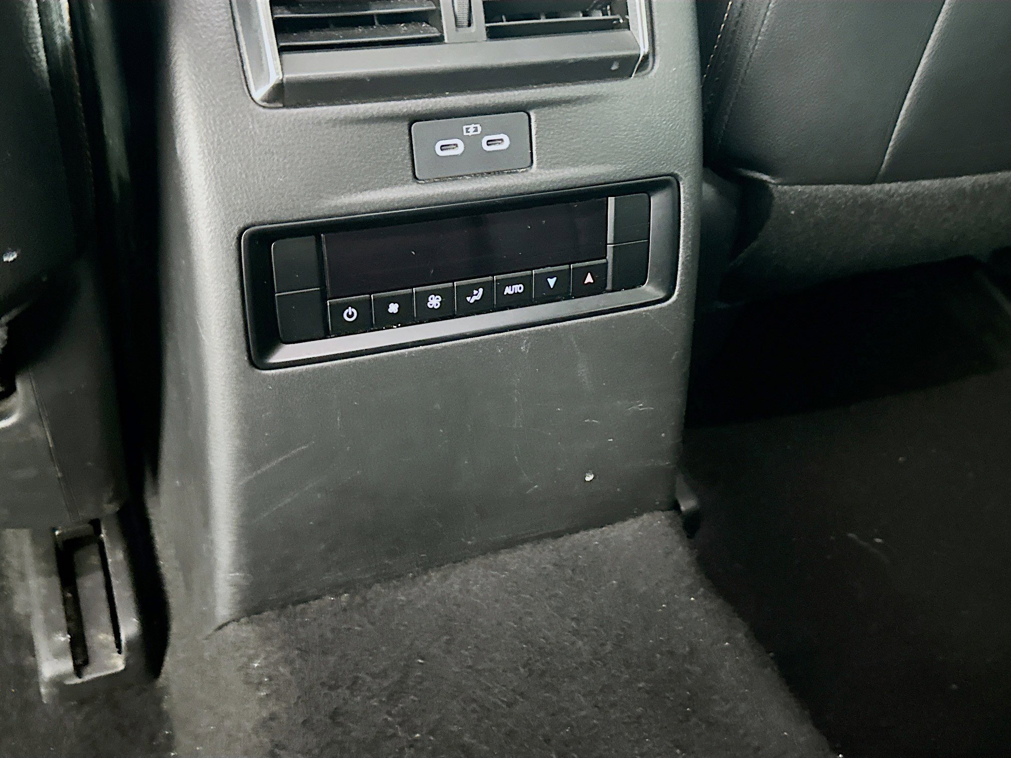 Used 2024 MAZDA CX-90 3.3 Turbo w/ Preferred Plus image 28