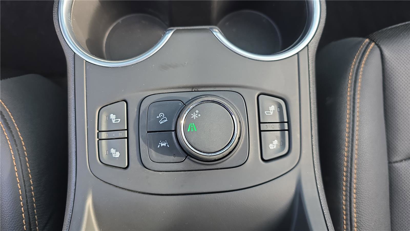 Used 2020 GMC Terrain SLT w/ Preferred Package image 17