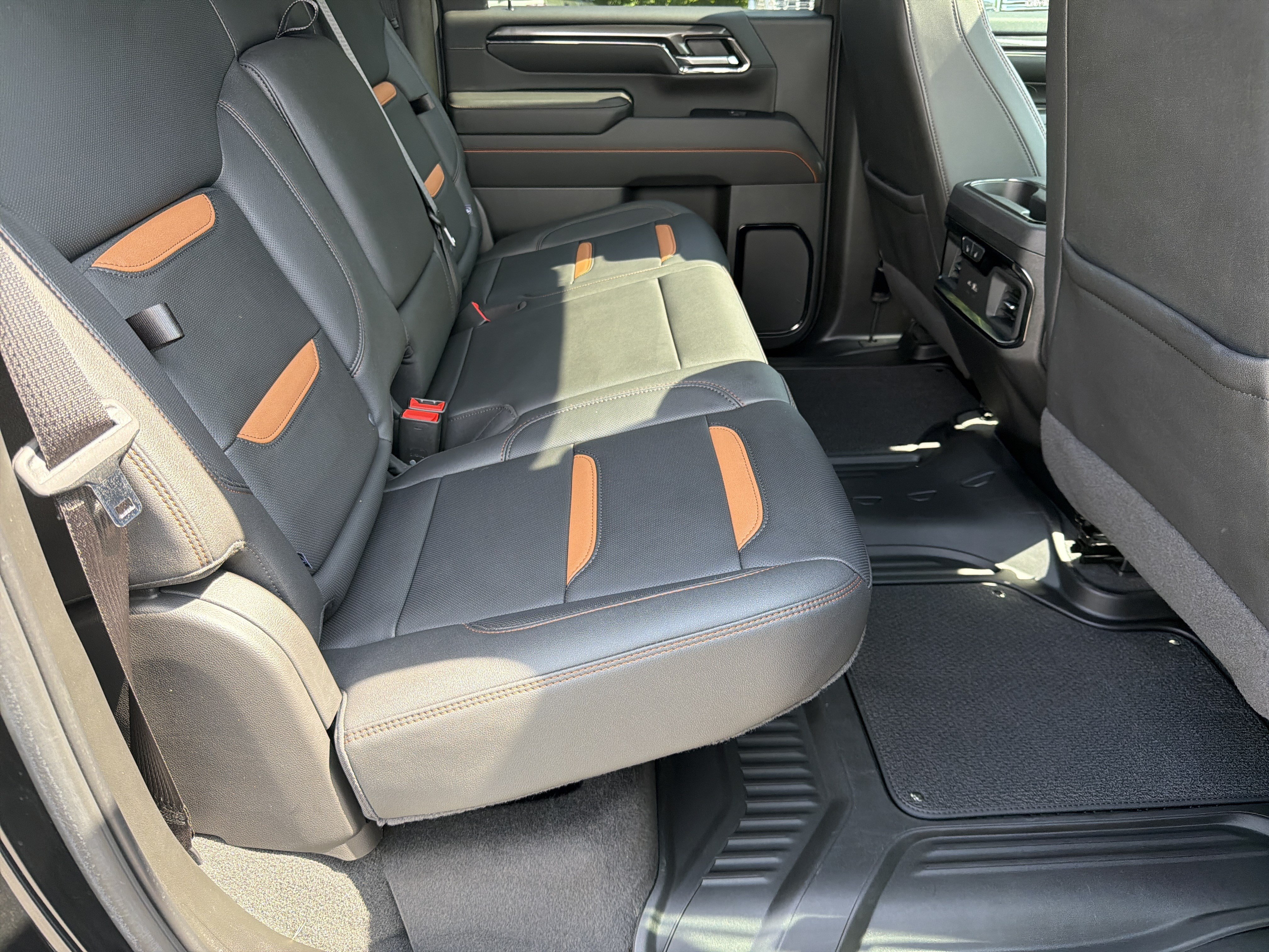 Certified 2024 GMC Sierra 2500 AT4 w/ AT4 Premium Plus Package AWD/4WD image 16