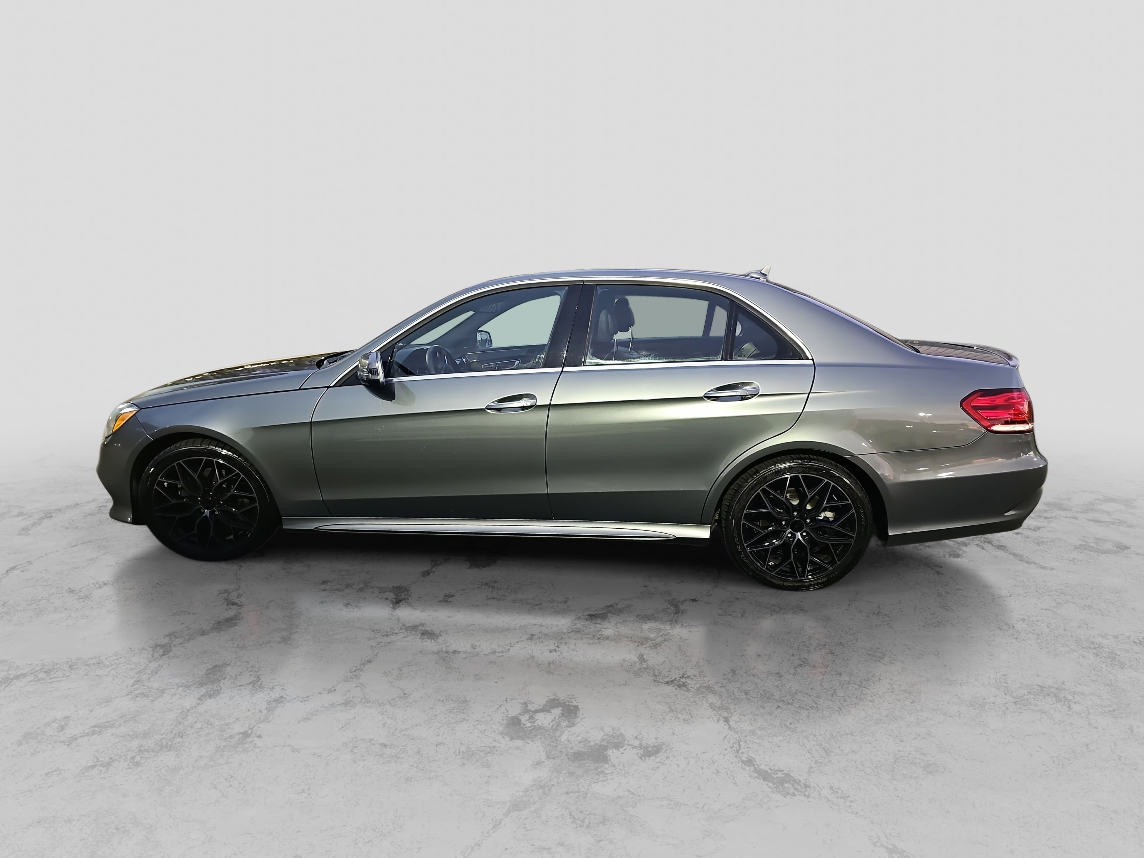 Used 2016 Mercedes-Benz E 350 Sedan image 8