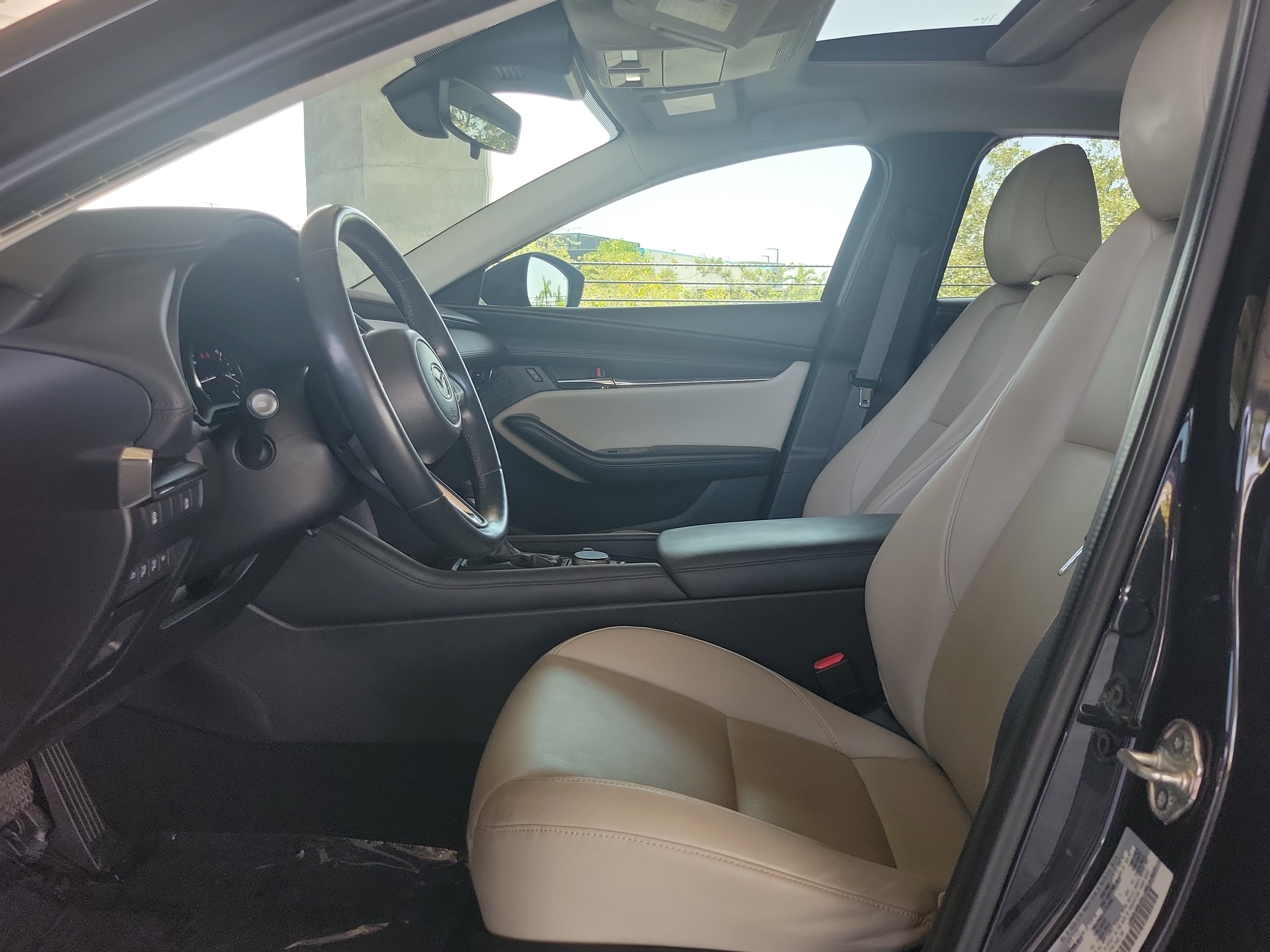 Used 2021 MAZDA MAZDA3 s FWD image 19