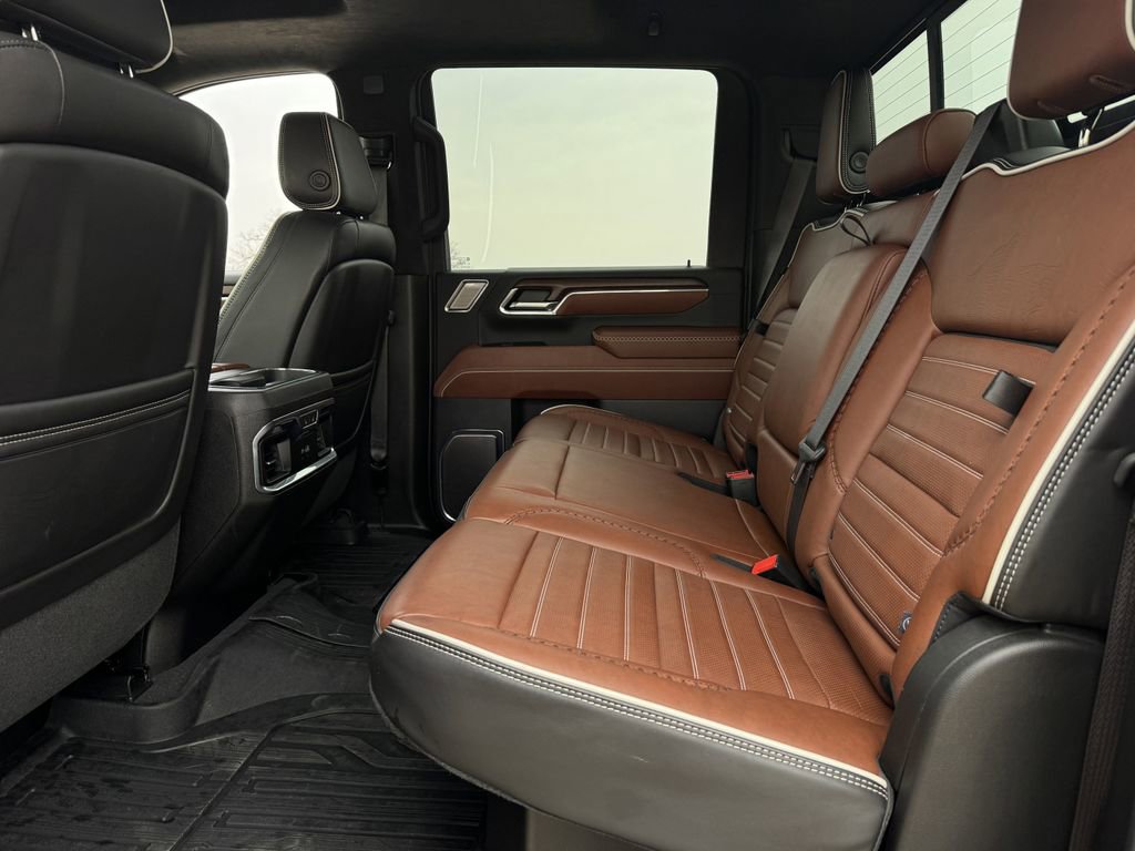 Used 2024 GMC Sierra 2500 Denali Ultimate AWD/4WD image 28