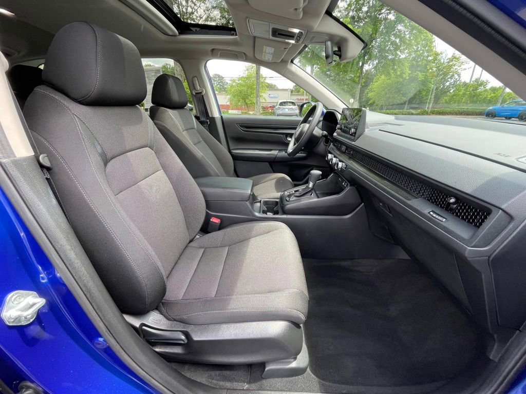 Certified 2025 Honda CR-V EX image 32