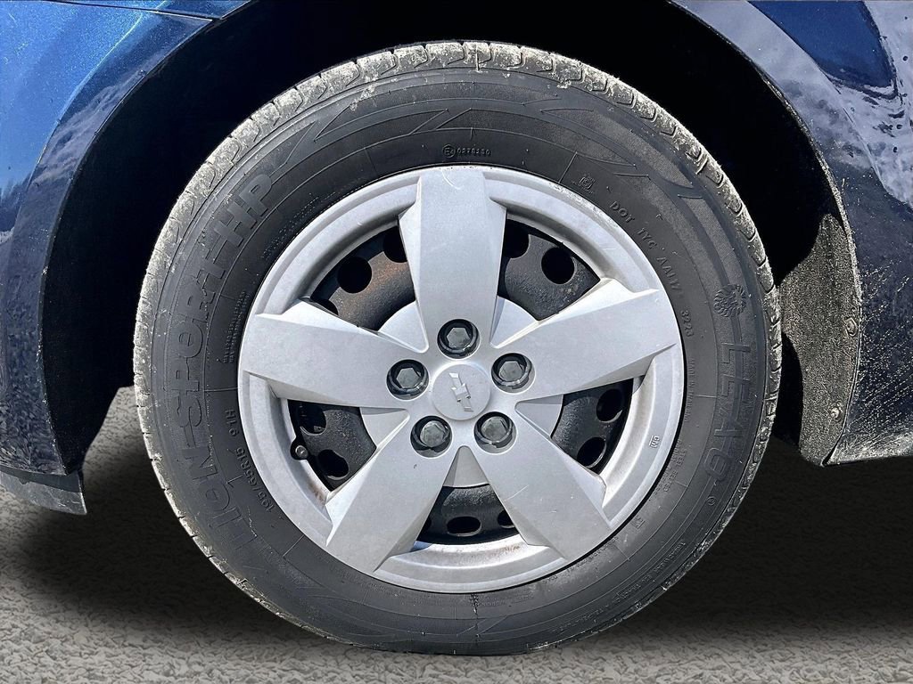 Used 2015 Chevrolet Sonic LS image 8