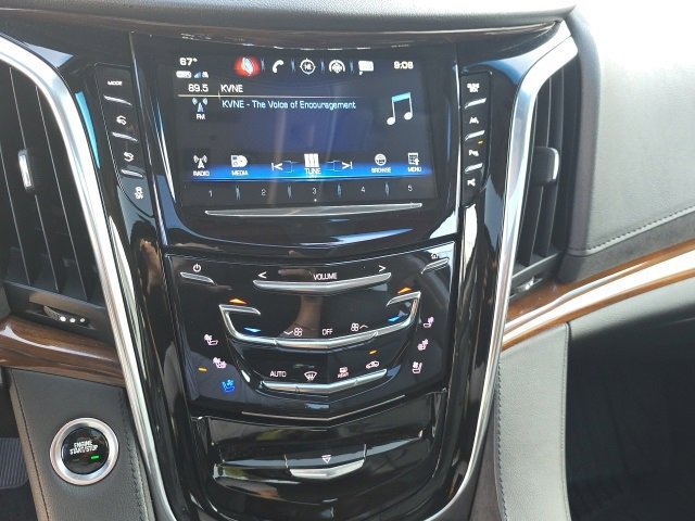 Used 2019 Cadillac Escalade ESV Luxury w/ Escalade Sport Edition image 29
