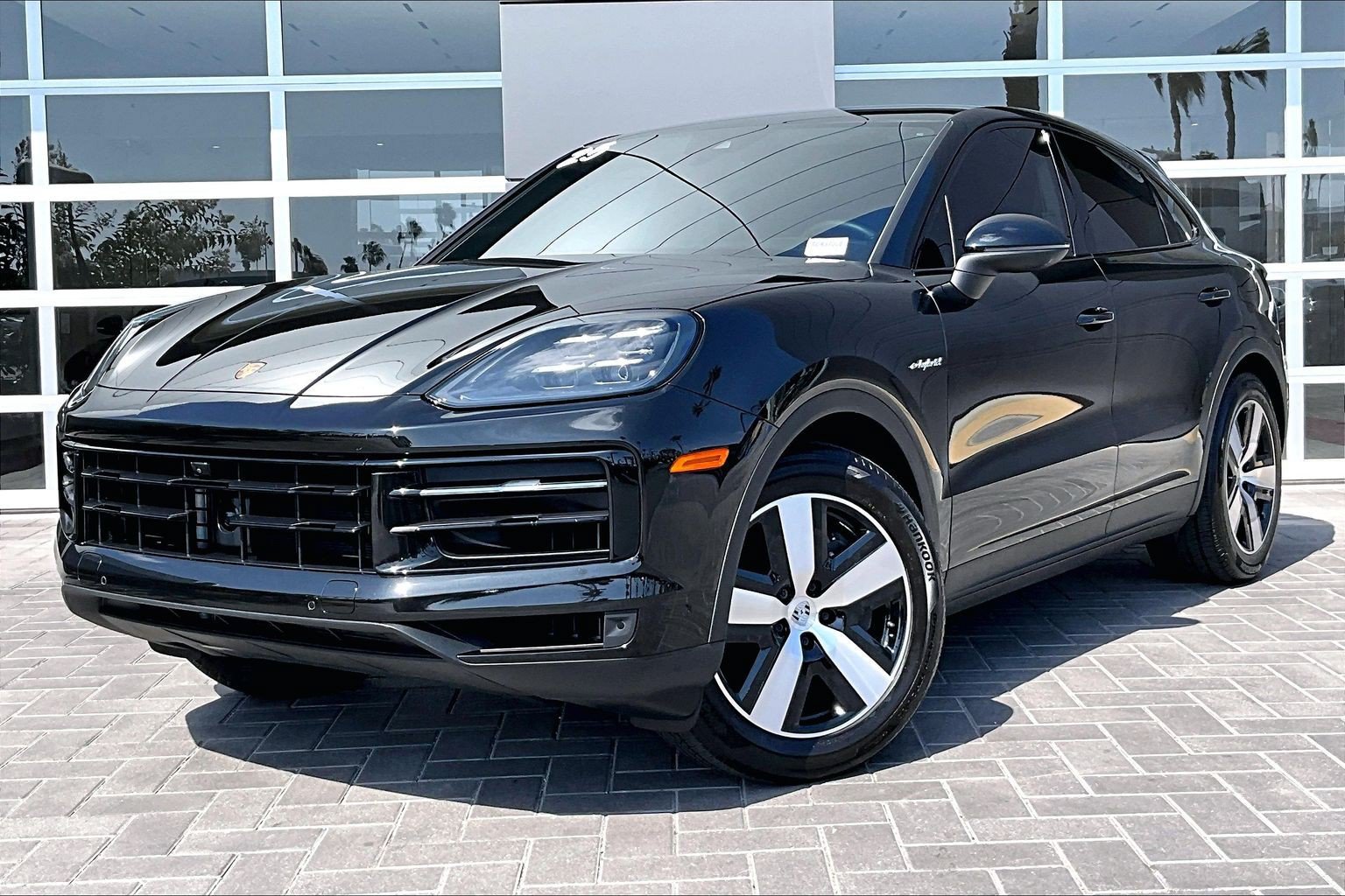 Certified 2025 Porsche Cayenne E-Hybrid Coupe w/ Premium Package Plus