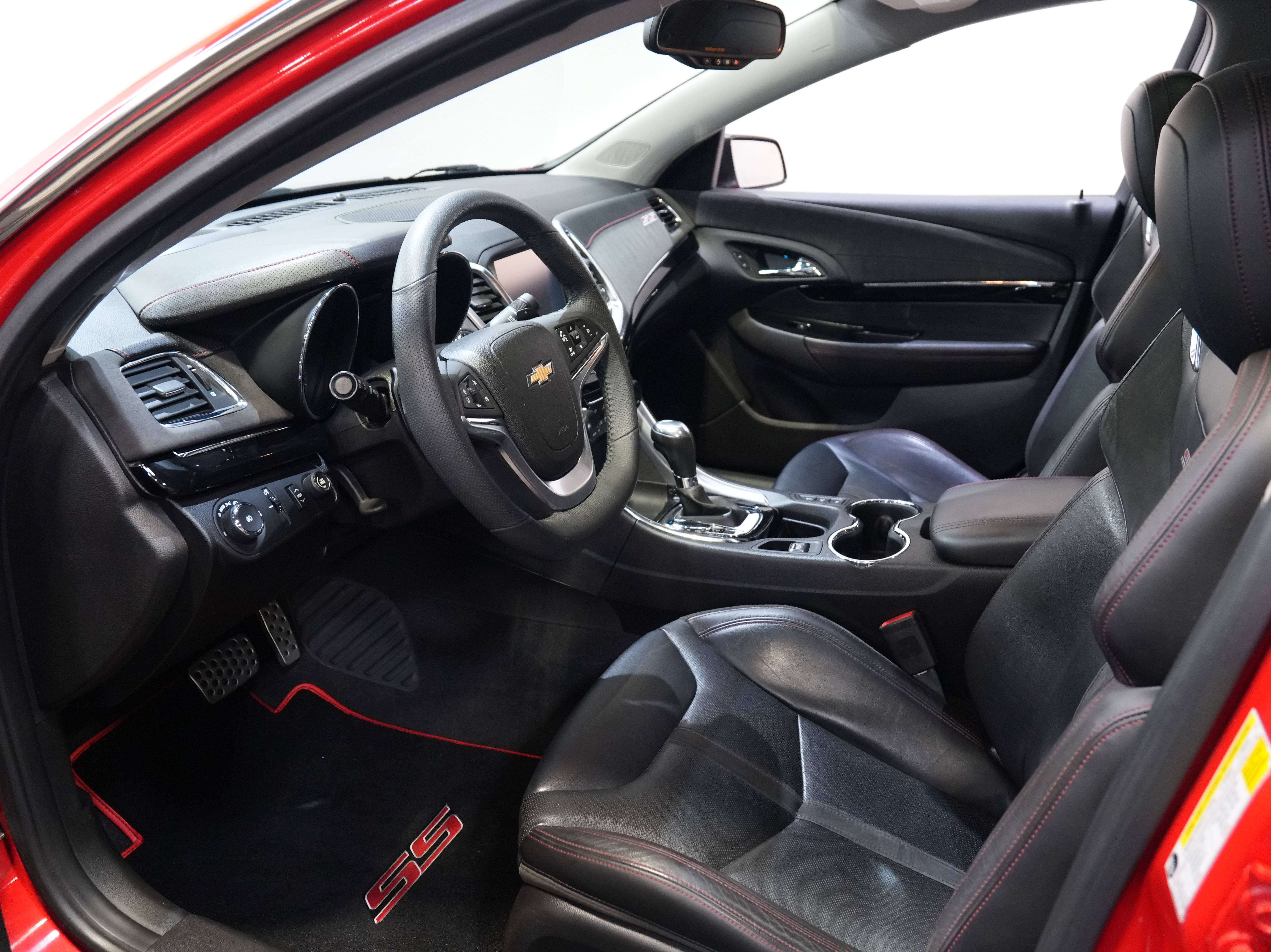 Used 2014 Chevrolet SS RWD image 31