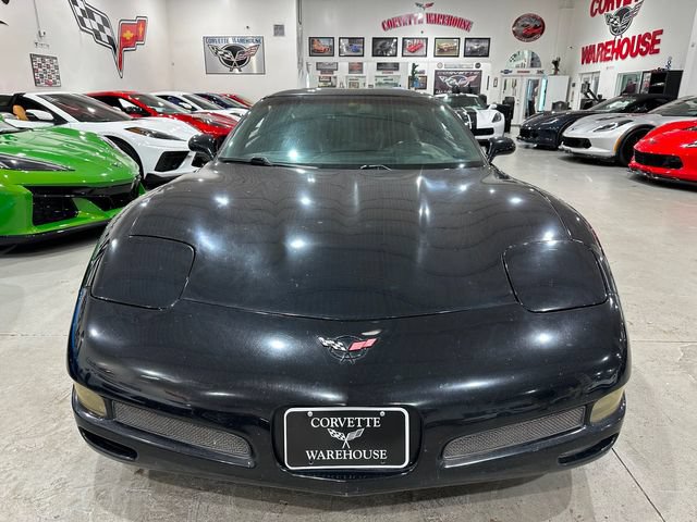 Used 2002 Chevrolet Corvette Coupe w/ Preferred Equipment Group2 RWD image 13