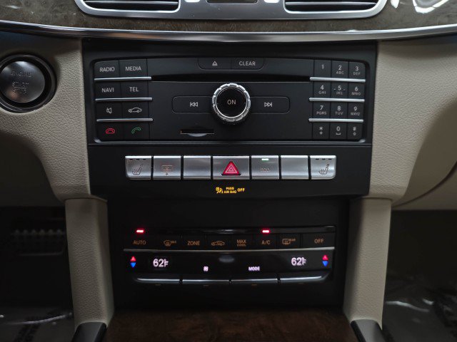 Used 2016 Mercedes-Benz E 350 Sedan image 28