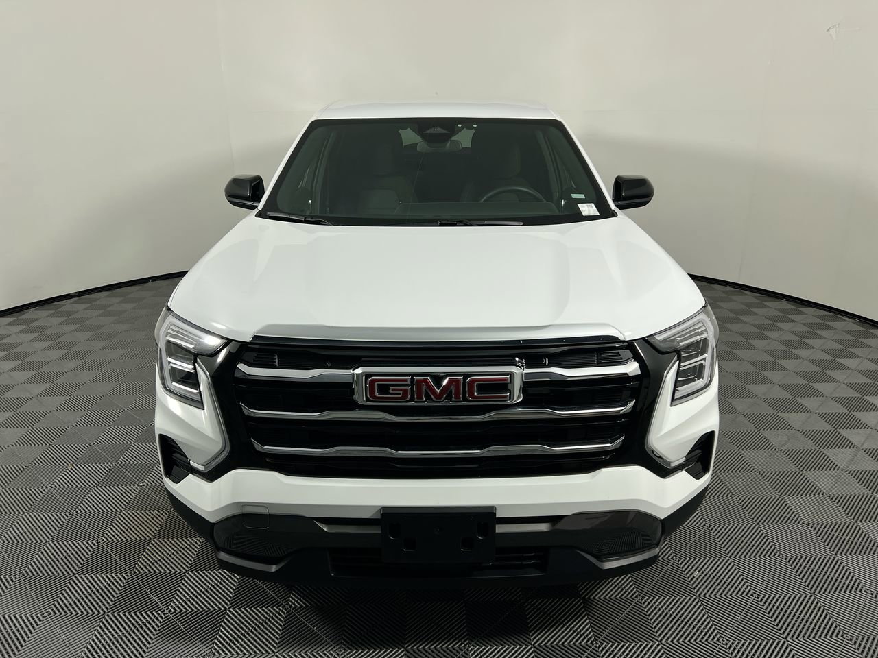Used 2026 GMC Terrain Elevation image 10