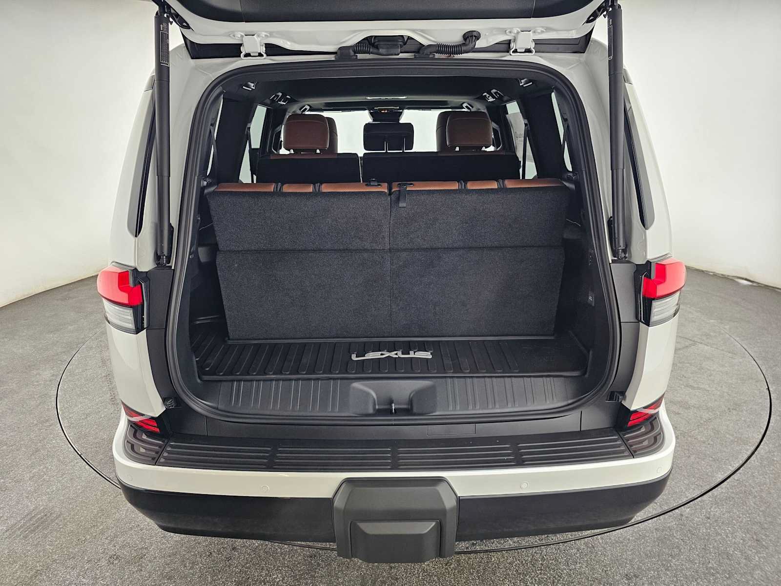 New 2026 Lexus GX 550 w/ Accessory Package (2T) AWD/4WD image 15