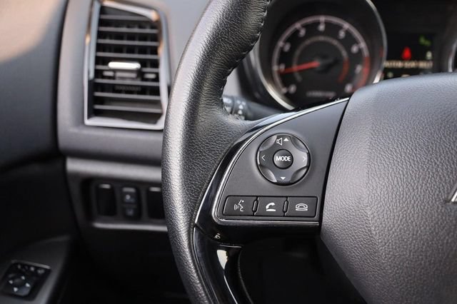Used 2024 Mitsubishi Outlander Sport SE AWD/4WD image 11