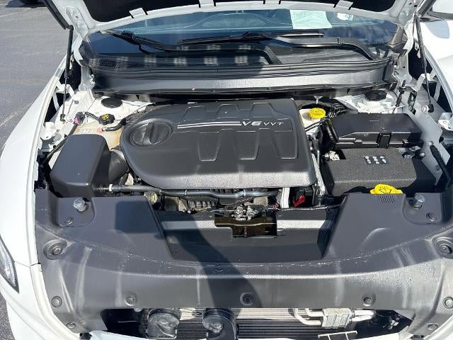 Used 2018 Jeep Cherokee Limited w/ Technology Group image 29