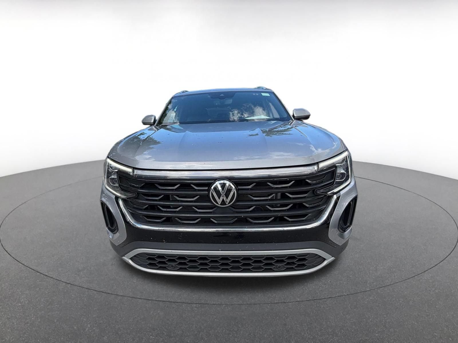 Used 2026 Volkswagen Atlas Cross Sport SE AWD/4WD video 2
