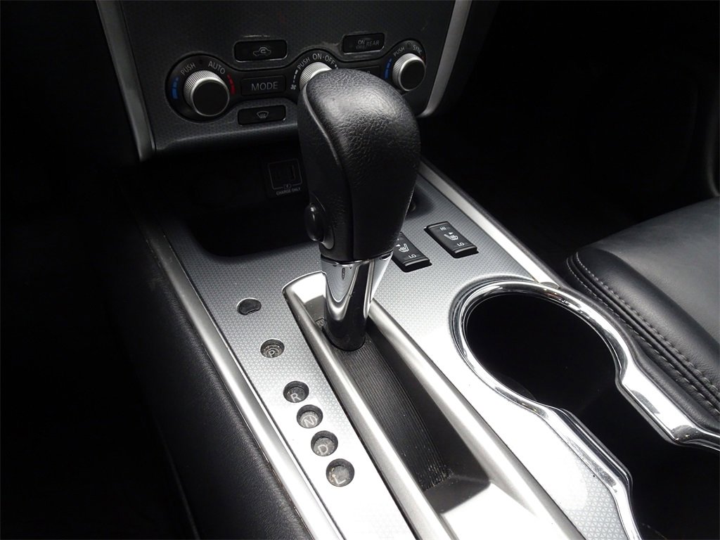 Used 2019 Nissan Pathfinder SL image 16