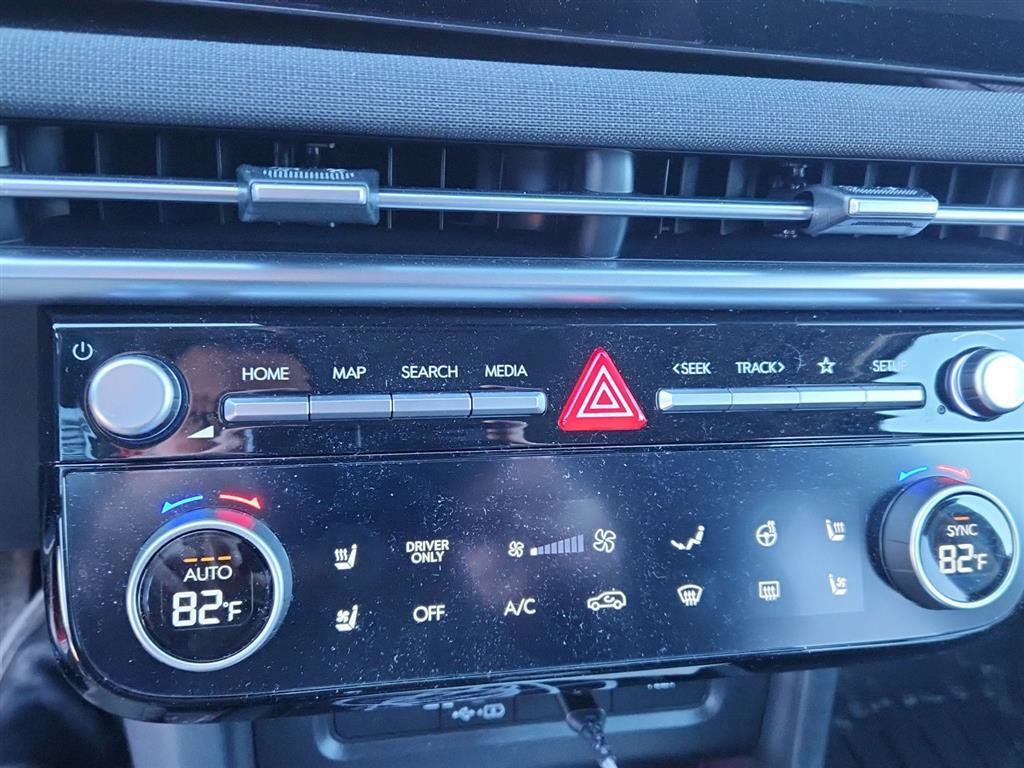 Used 2025 Hyundai Tucson Limited image 15