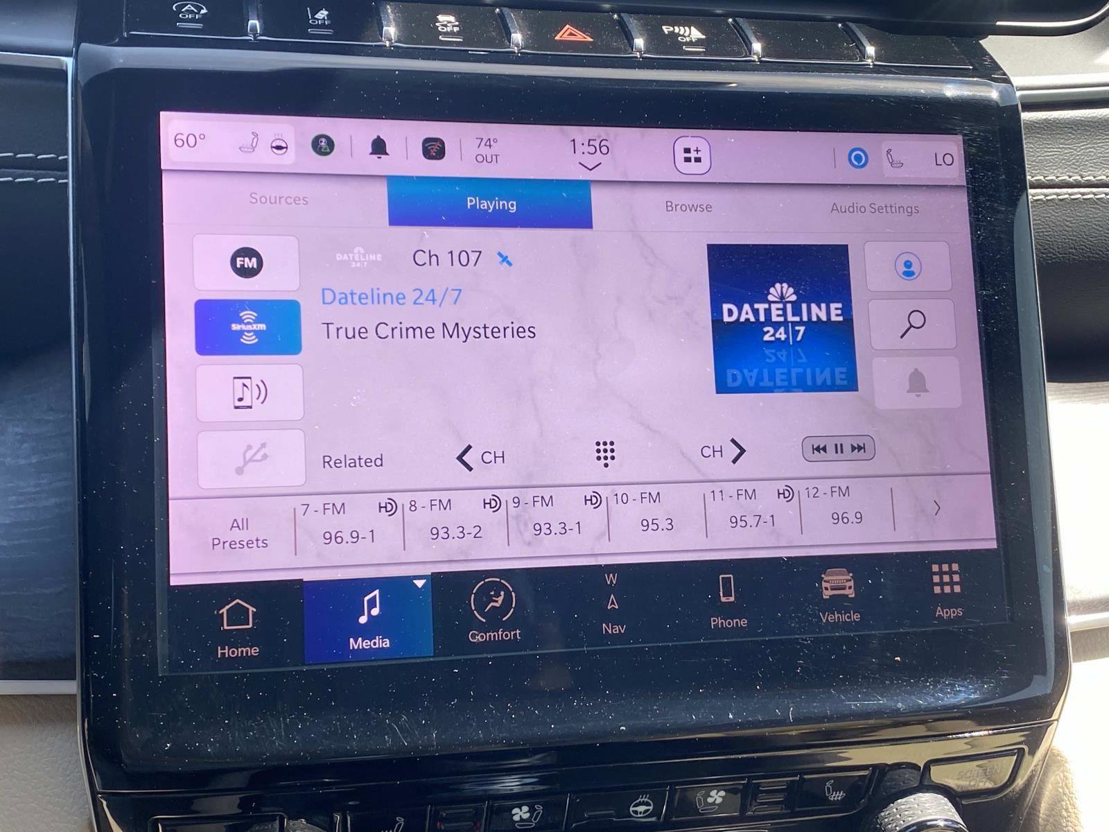 Certified 2023 Jeep Grand Cherokee L Limited w/ Luxury Tech Group II image 29