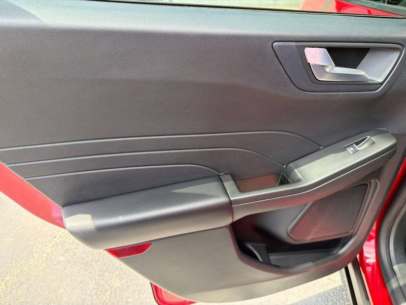 Used 2022 Ford Escape SEL AWD/4WD image 26