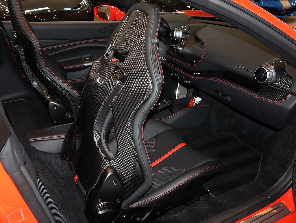 Certified 2023 Ferrari F8 Tributo RWD image 43