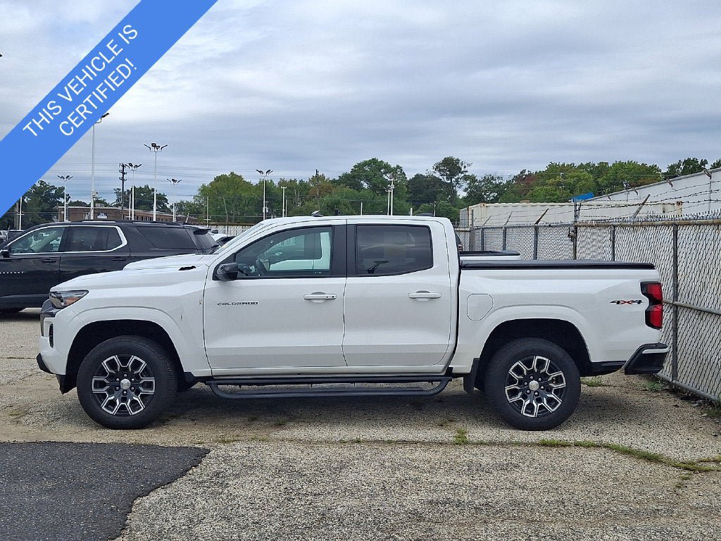 Certified 2023 Chevrolet Colorado LT w/ LT Convenience Package III AWD/4WD image 5