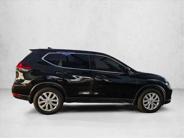 Used 2019 Nissan Rogue S FWD image 4