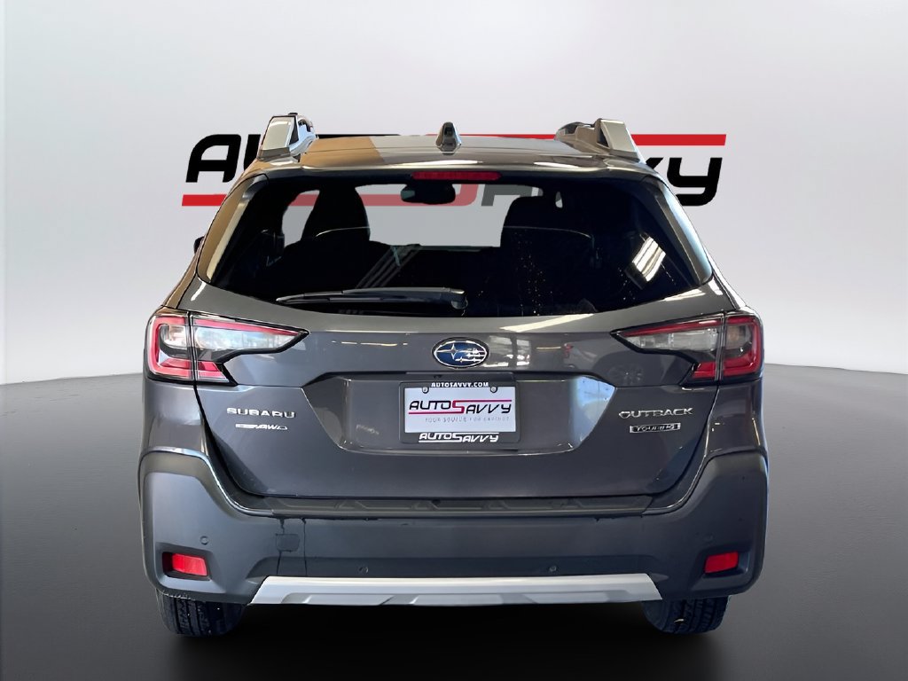 Used 2023 Subaru Outback Touring AWD/4WD image 6