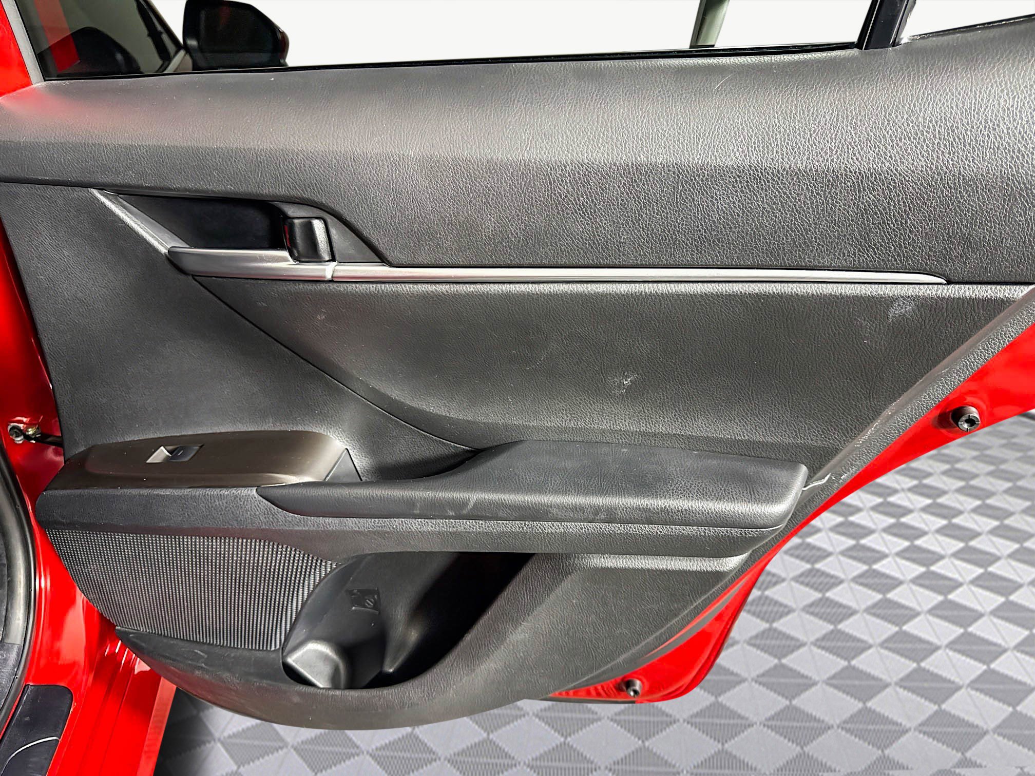 Used 2024 Toyota Camry LE image 27