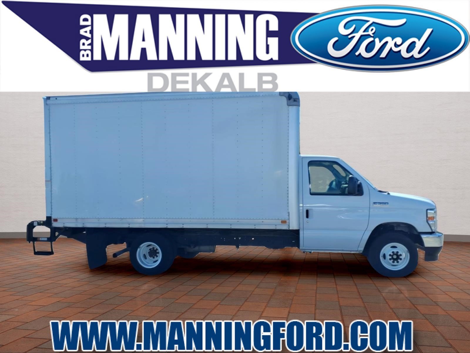 Used 2022 Ford E-350 and Econoline 350 Super Duty w/ Power Windows & Locks Group RWD image 1