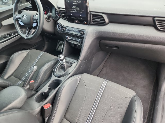 Used 2022 Hyundai Veloster N FWD image 22