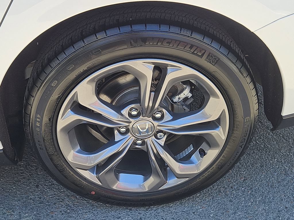 Certified 2023 Honda Accord EX image 6